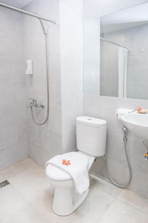 S101 Hotels Семаранг Екстериор снимка
