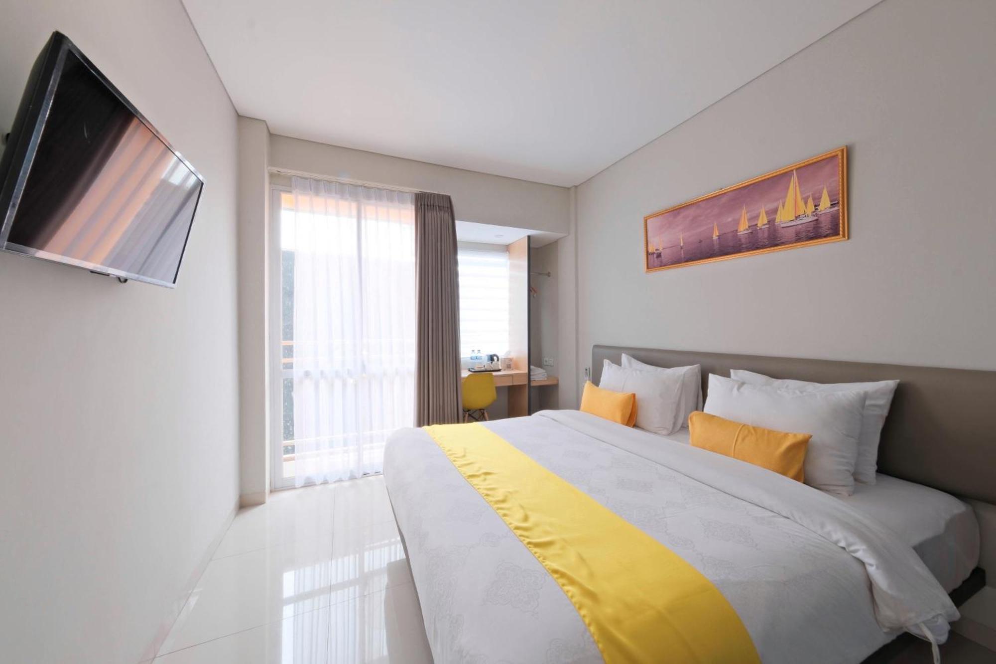 S101 Hotels Семаранг Екстериор снимка