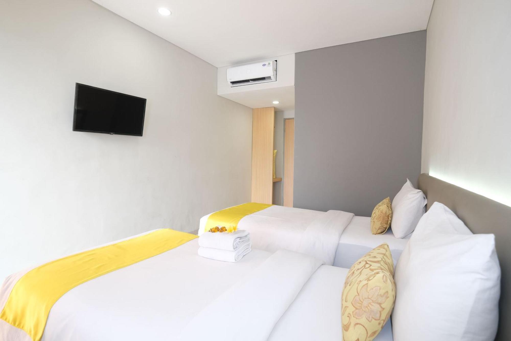 S101 Hotels Семаранг Екстериор снимка