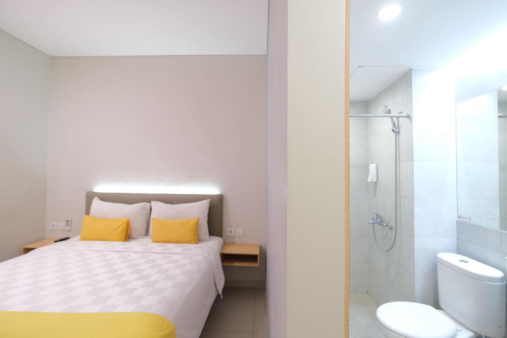 S101 Hotels Семаранг Екстериор снимка